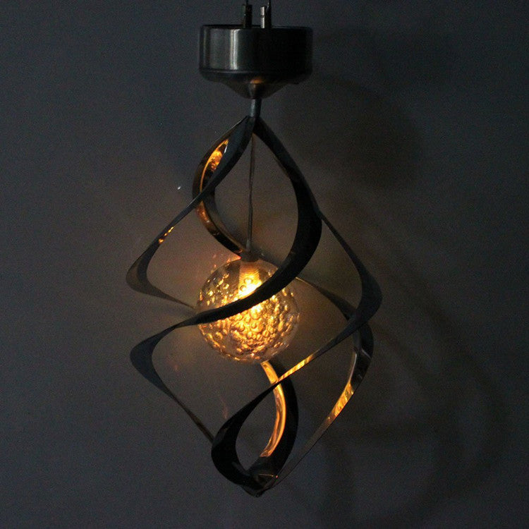 Trädgårdslampa med Vindspel & LED – För Stämningsfulla Kvällar
